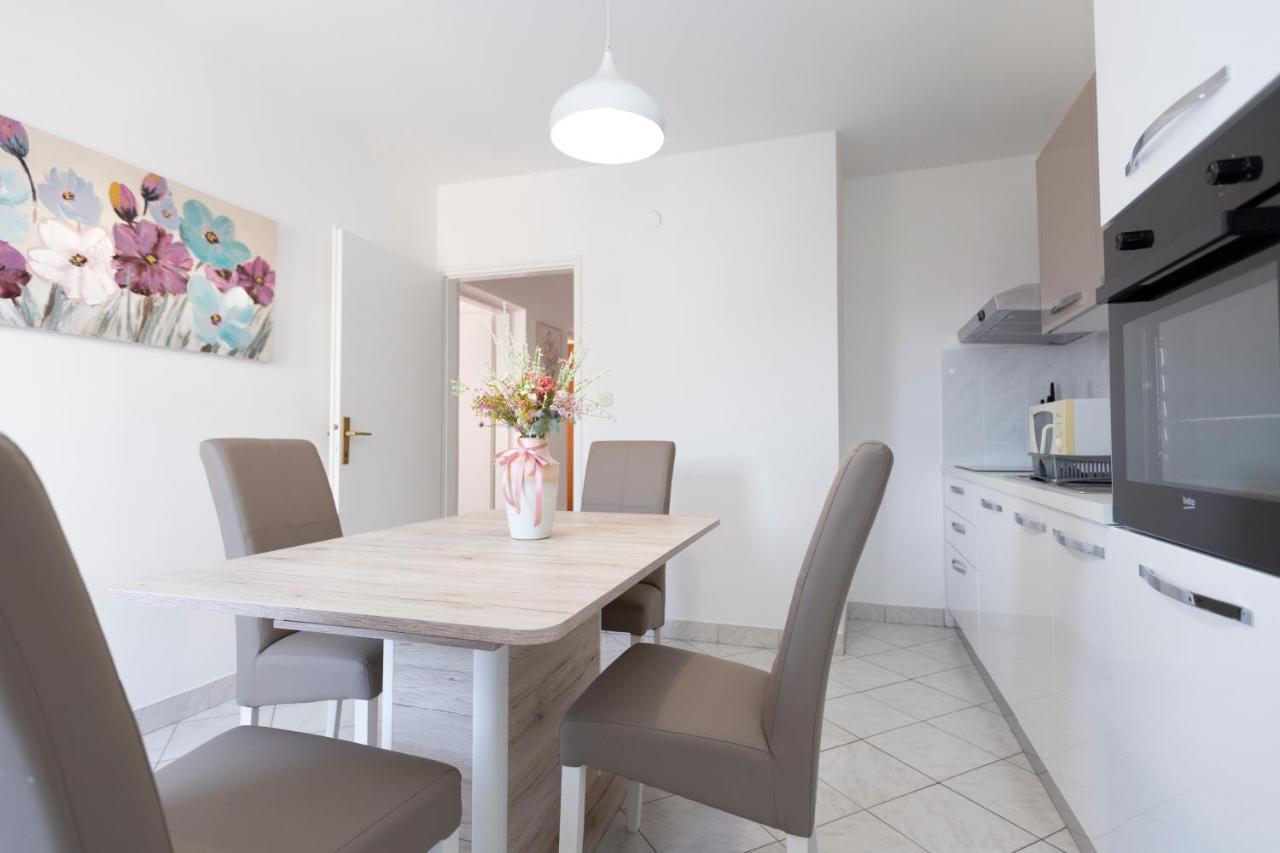 לוקבה Apartments Rudi מראה חיצוני תמונה