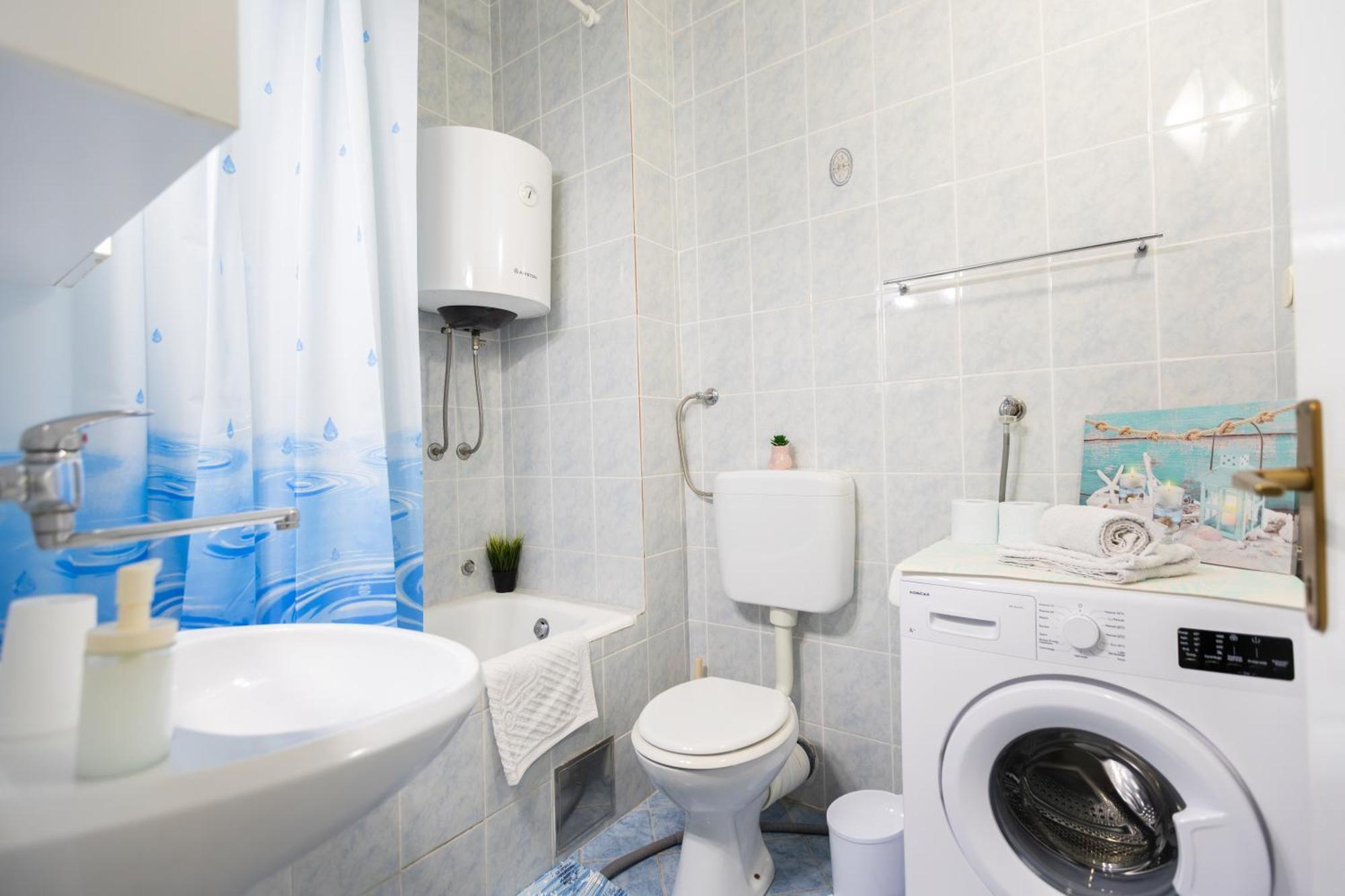 לוקבה Apartments Rudi מראה חיצוני תמונה